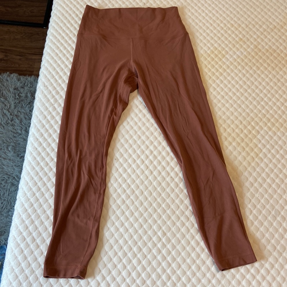 Lululemon size 8 copper 7/8 length leggings